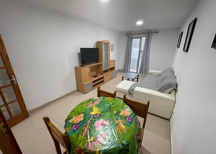 Colon Διαμέρισμα *