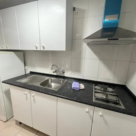 Colon * ארינאגה